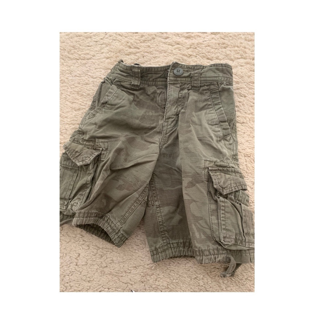 Toddler boy camo cargo shorts 3T